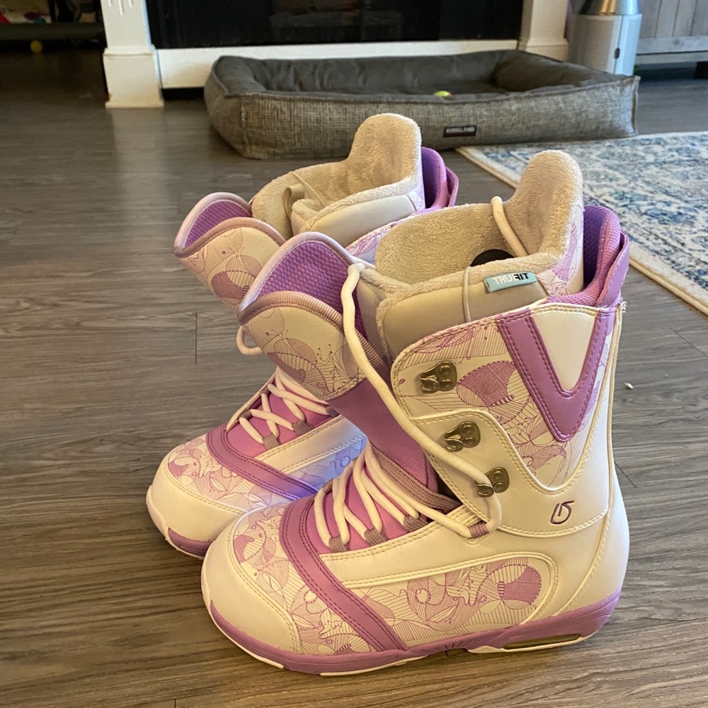 NWOT Burton Snowboard Boots Size 10